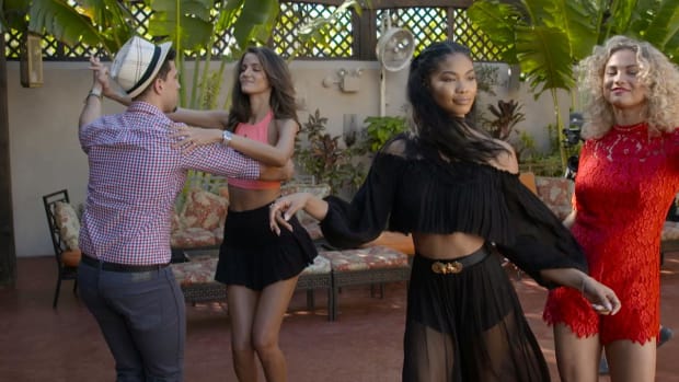Salsa Lessons with Swimsuit Models IMAGE